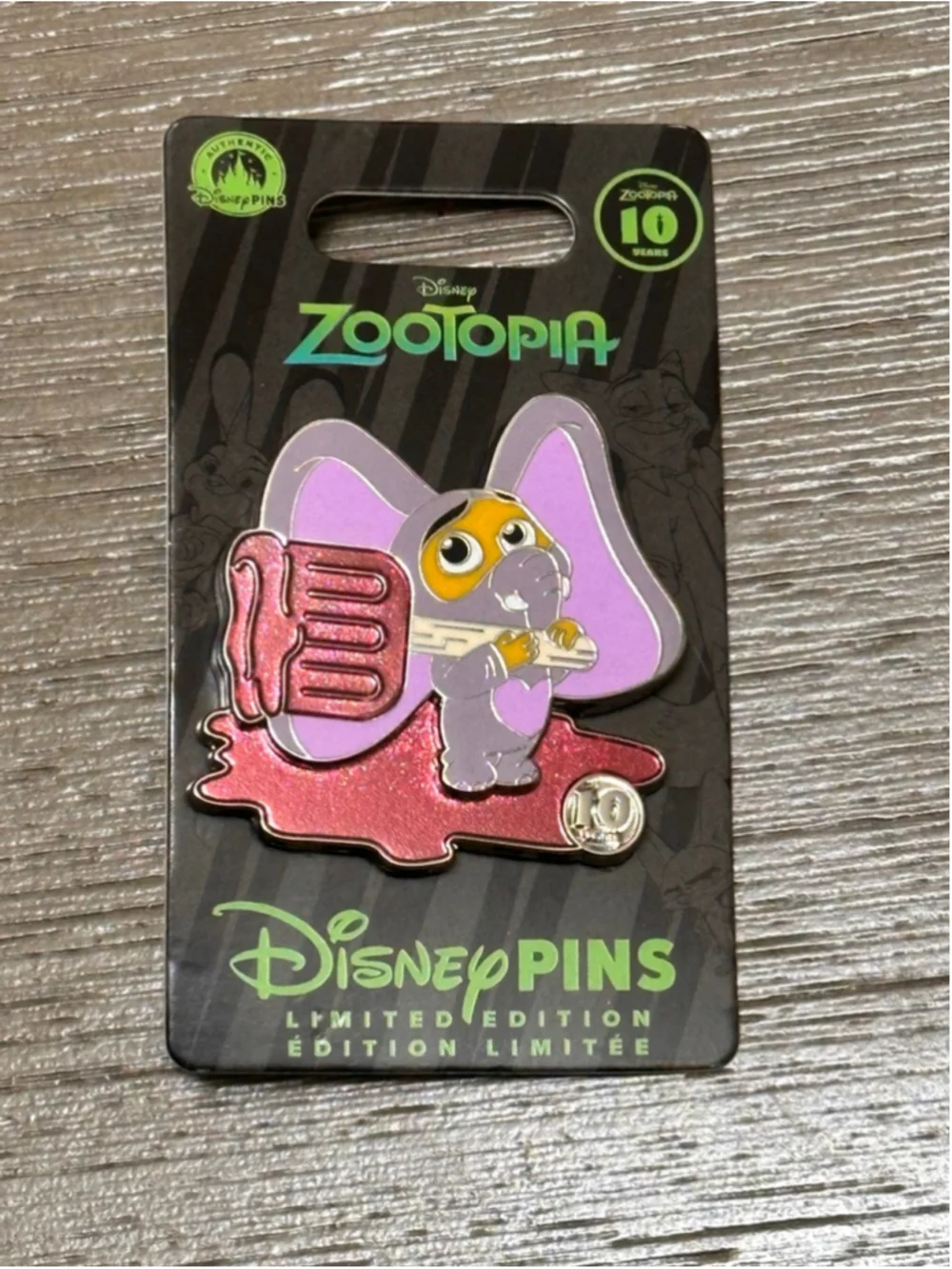 2026 Pin Trading Night Zootopia 10th Anniversary Finnick pin LE 4000